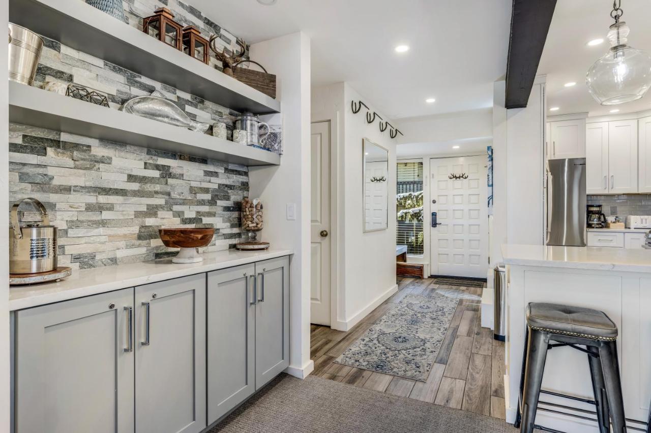 Interlude Condominiums 3-Bedroom Unit 301 Snowmass Village Bagian luar foto